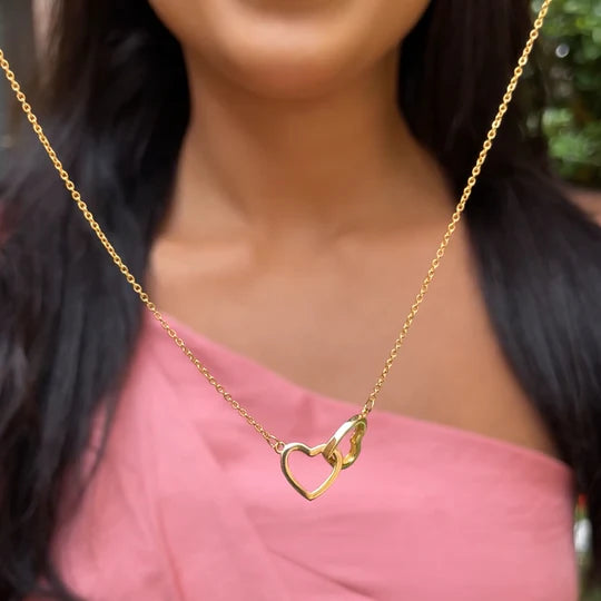 Eternal Love™ Collar Corazón Entrelazado + Caja Regalo de Osito
